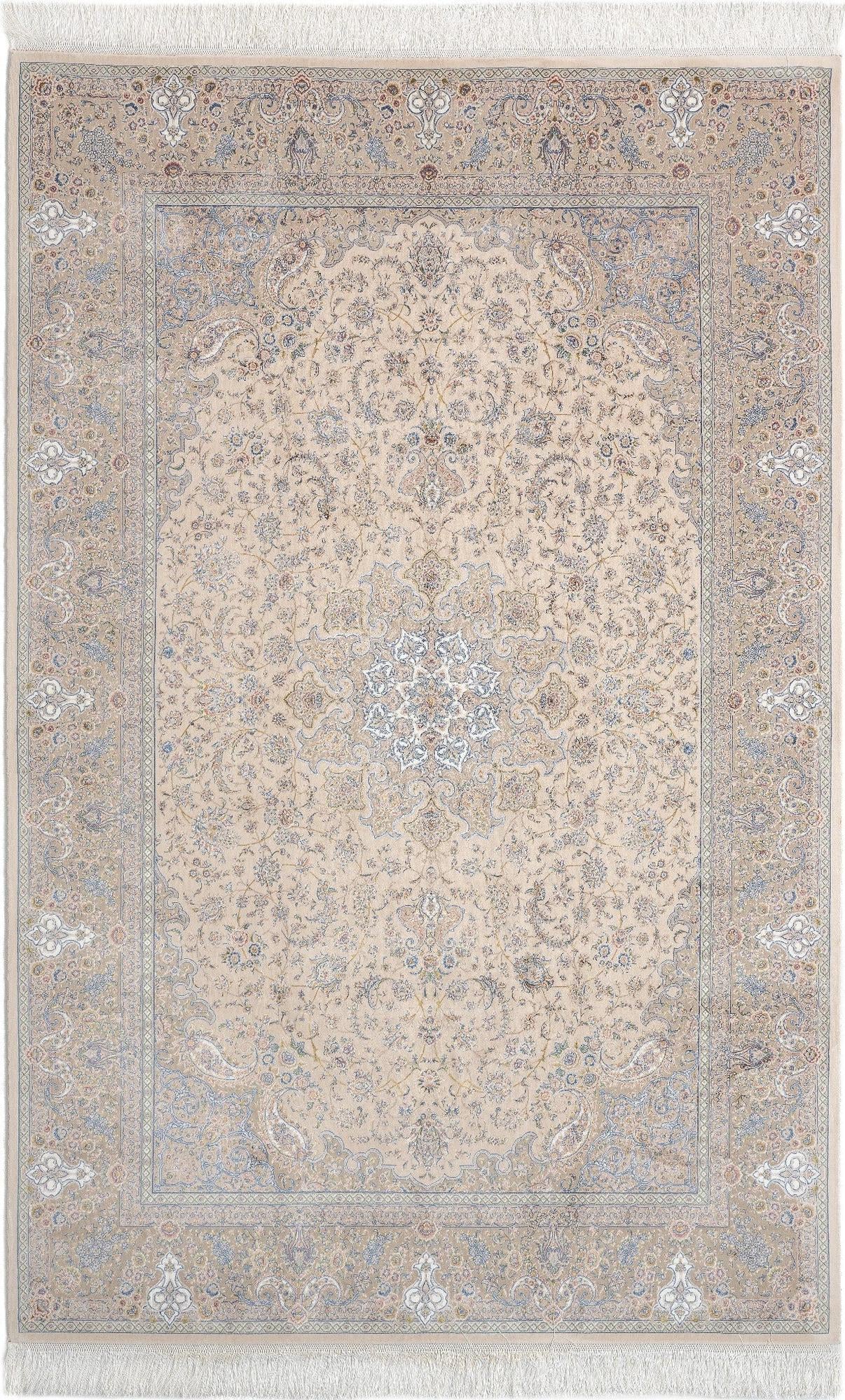  4' 11 x 7' 5 Ghom Design Rug