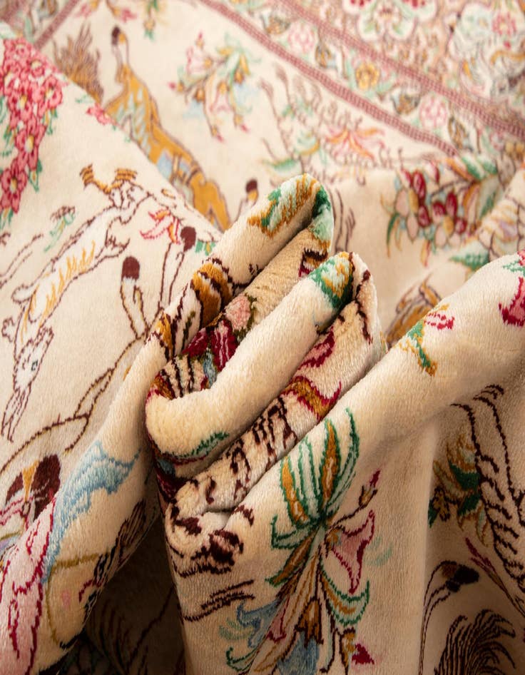 Detail image of  4' 4 x 6' 5 Ghom Rug