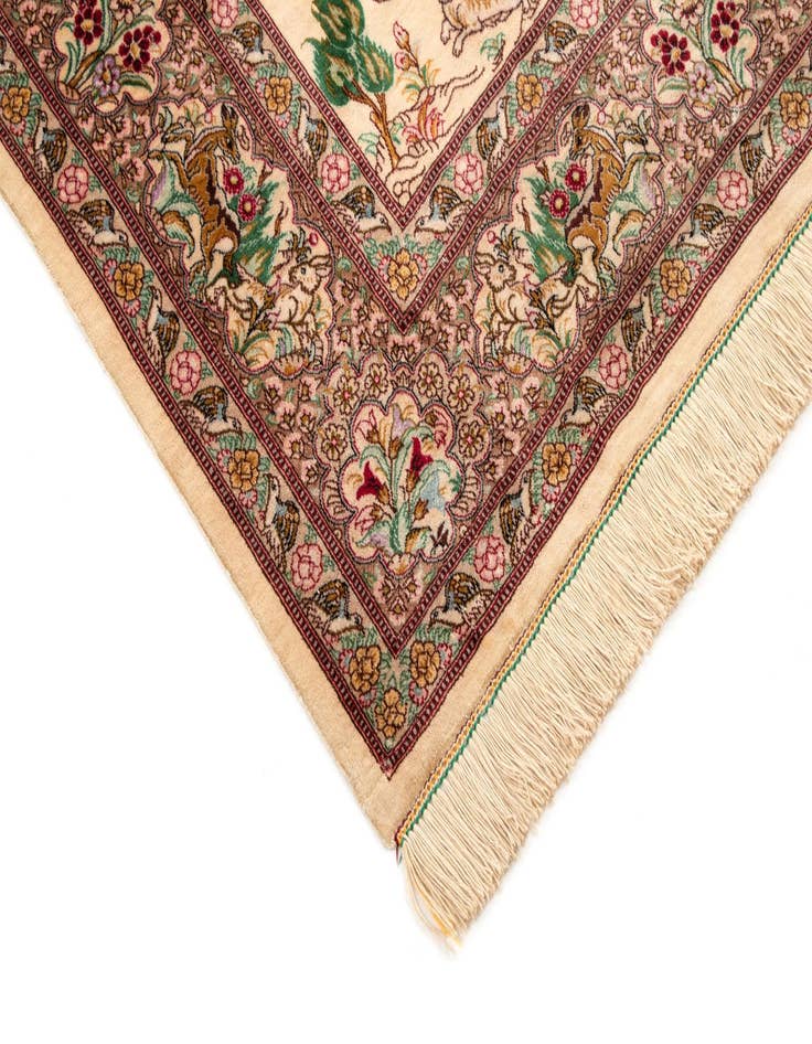 Detail image of  4' 4 x 6' 5 Ghom Rug