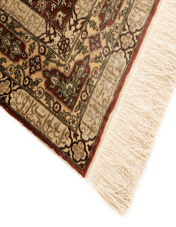 Detail image of  2' 5 x 3' 7  Hand Knotted Ghom Persian Rug