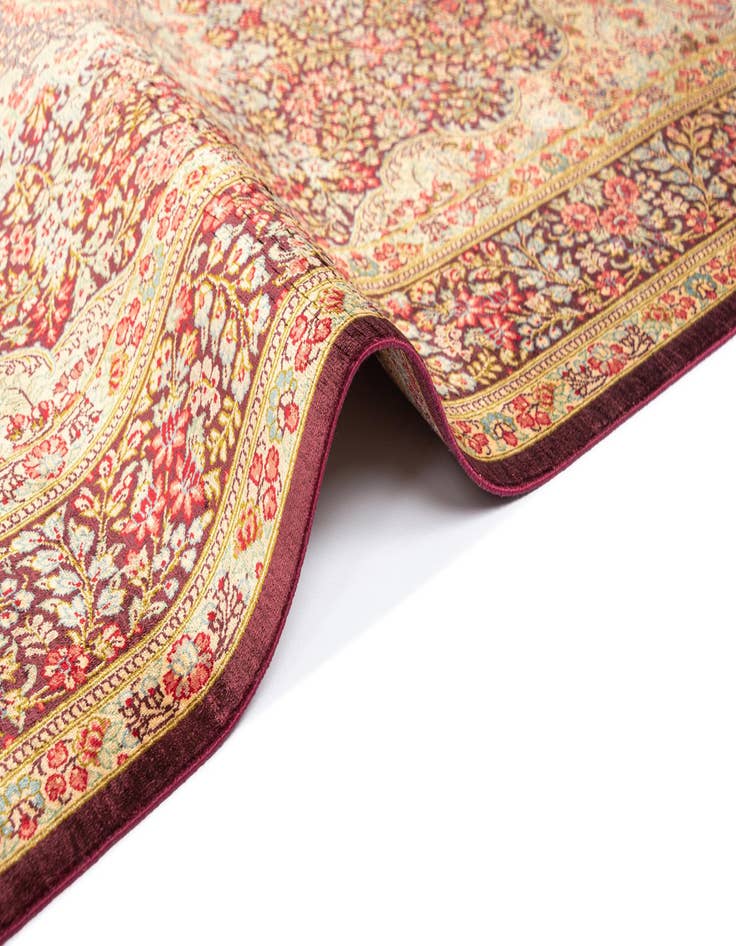 Detail image of  3' 3 x 4' 11 Ghom Silk Rug