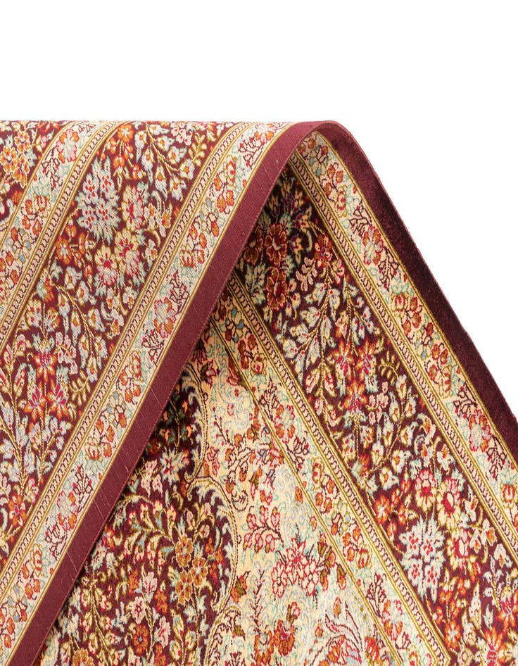 Detail image of  3' 4 x 4' 10 Ghom Silk Rug