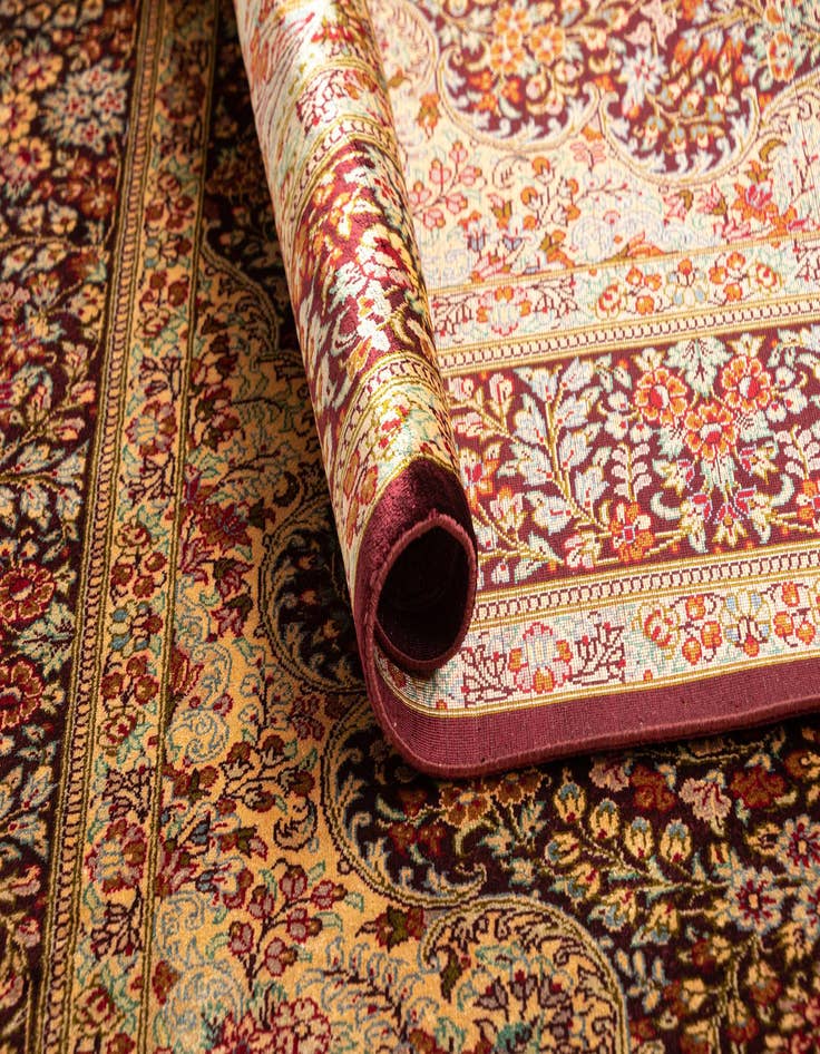 Detail image of  3' 4 x 4' 10 Ghom Silk Rug