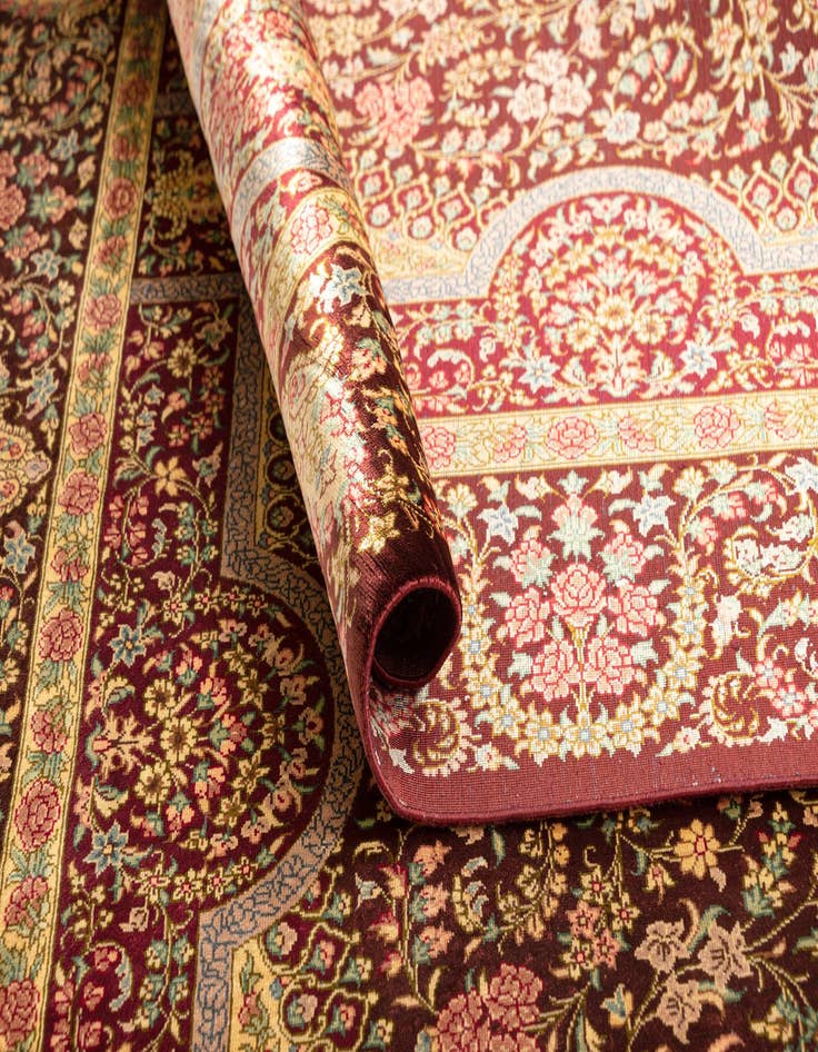 Detail image of  3' 3 x 5' 1 Ghom Silk Rug