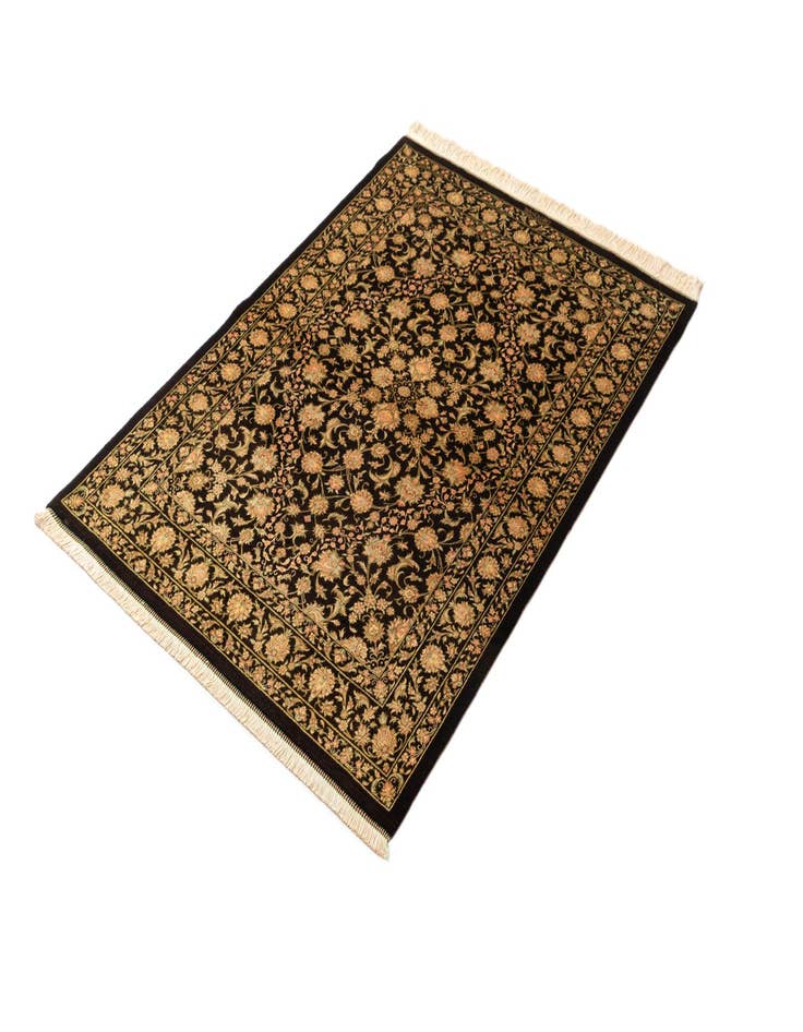 Detail image of  3' 5 x 4' 11 Ghom Silk Rug