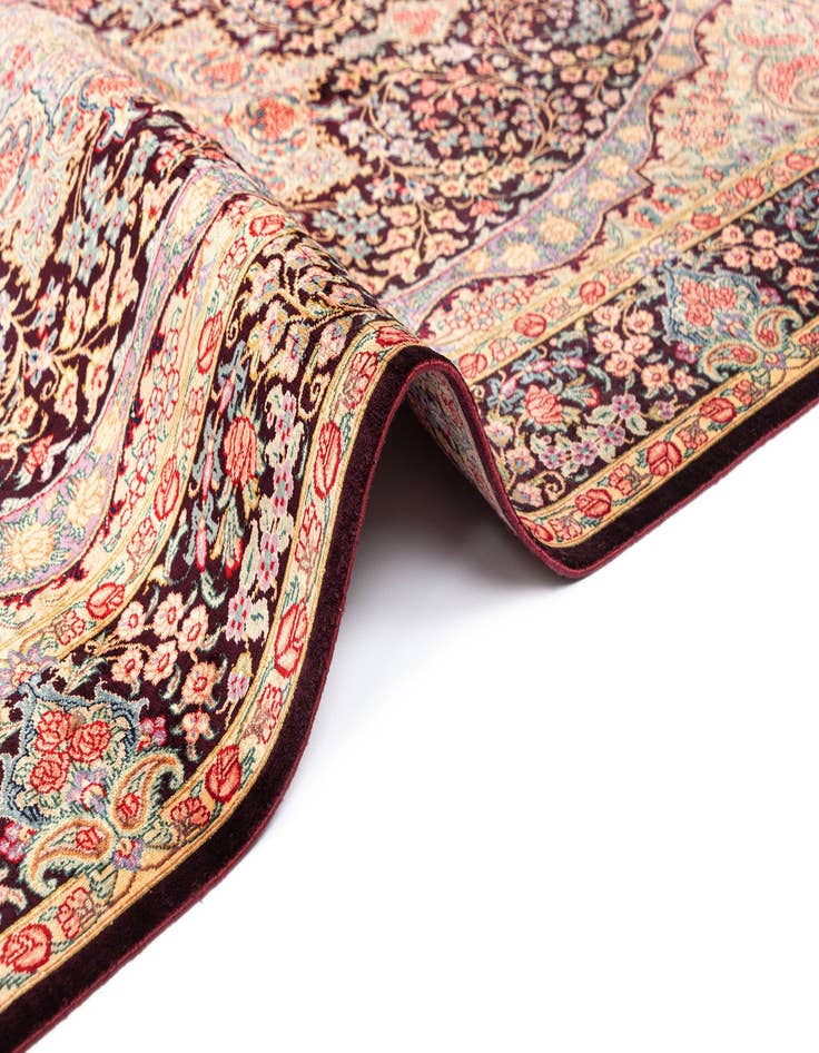 Detail image of  3' 3 x 5' 2 Ghom Silk Rug