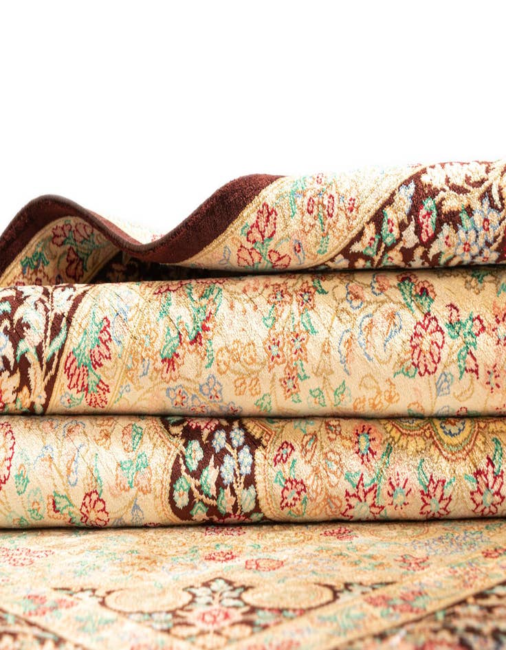 Detail image of  3' 3 x 4' 11 Ghom Silk Rug