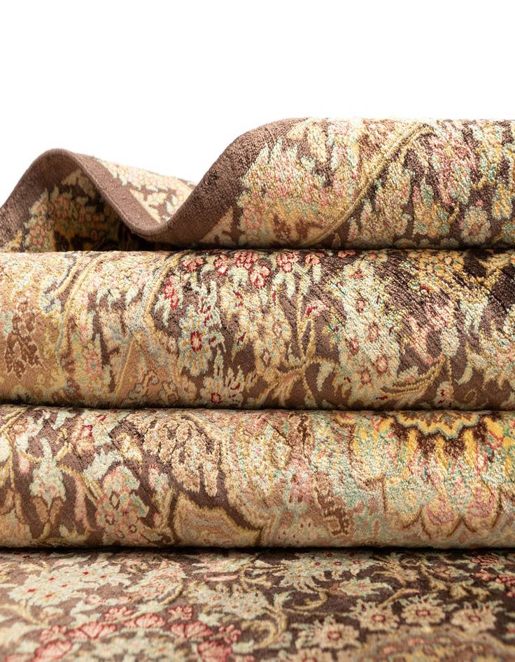 Detail image of  3' 3 x 4' 11 Ghom Silk Rug