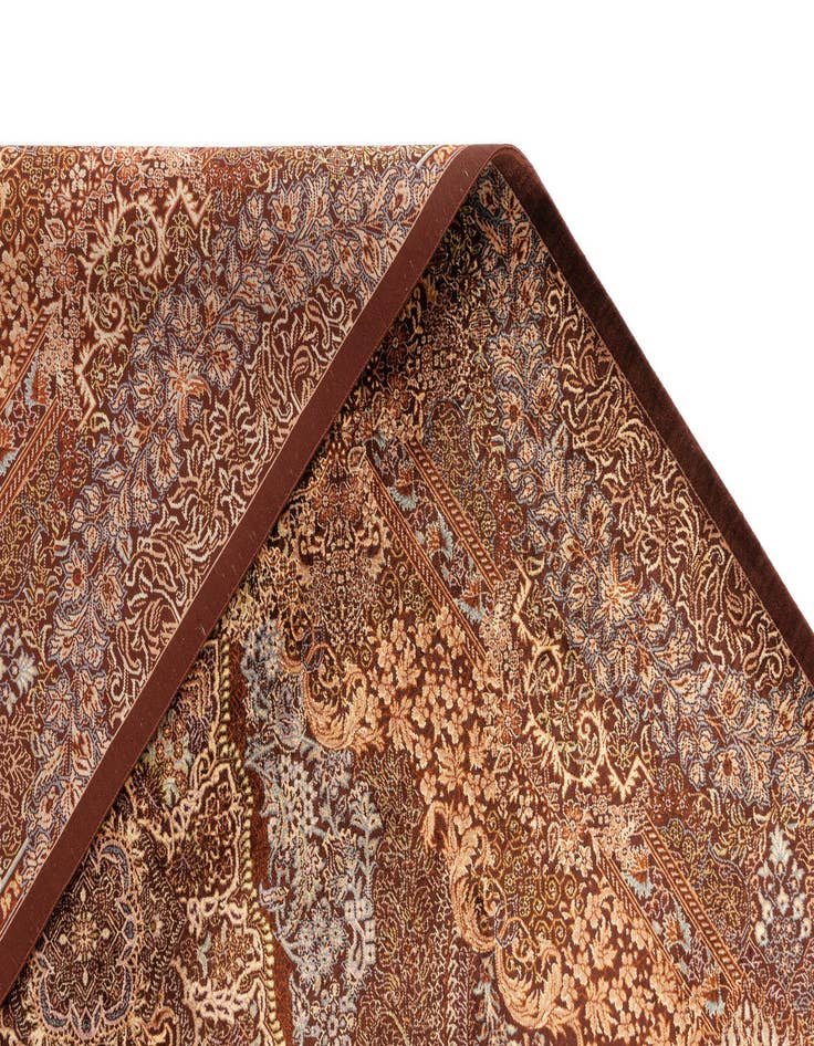 Detail image of  3' 5 x 5' Ghom Silk Rug