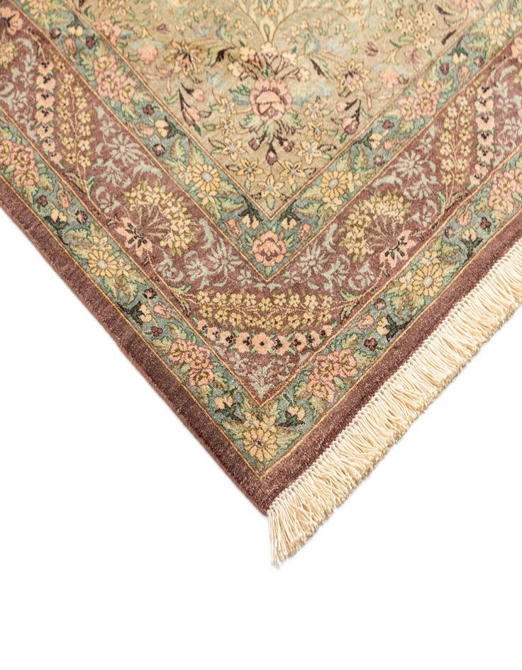 Detail image of  3' 3 x 4' 10 Ghom Silk Rug