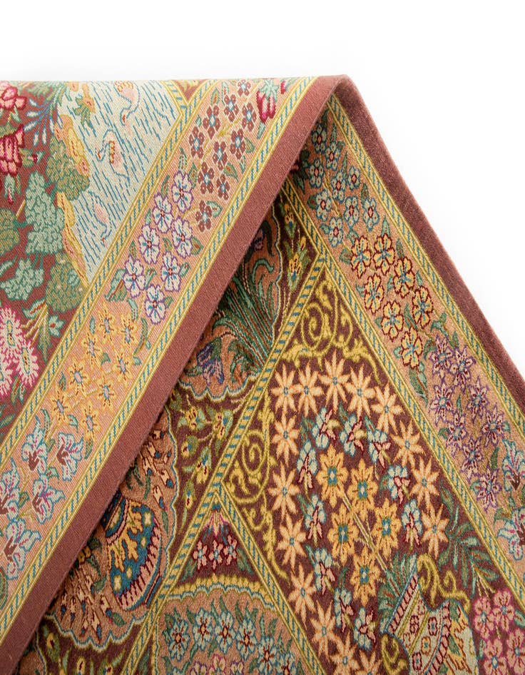 Detail image of  2' x 2' 11 Ghom Silk Rug