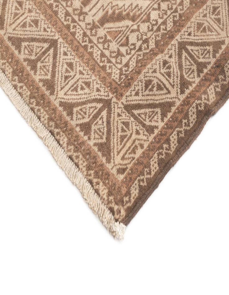 Detail image of  2' 7 x 5' Hamedan Rug