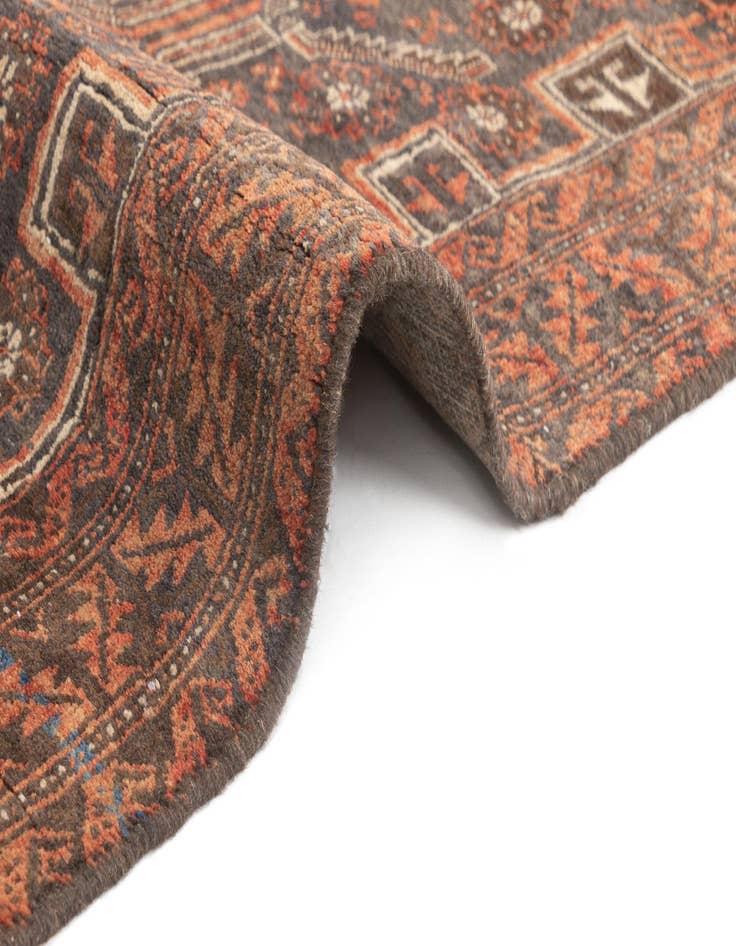 Detail image of  2' 9 x 6' Hamedan Rug