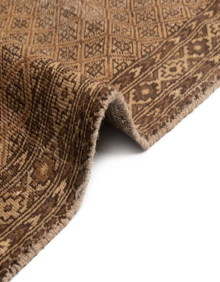 Detail image of  5' 1 x 8' 8 Hamedan Rug