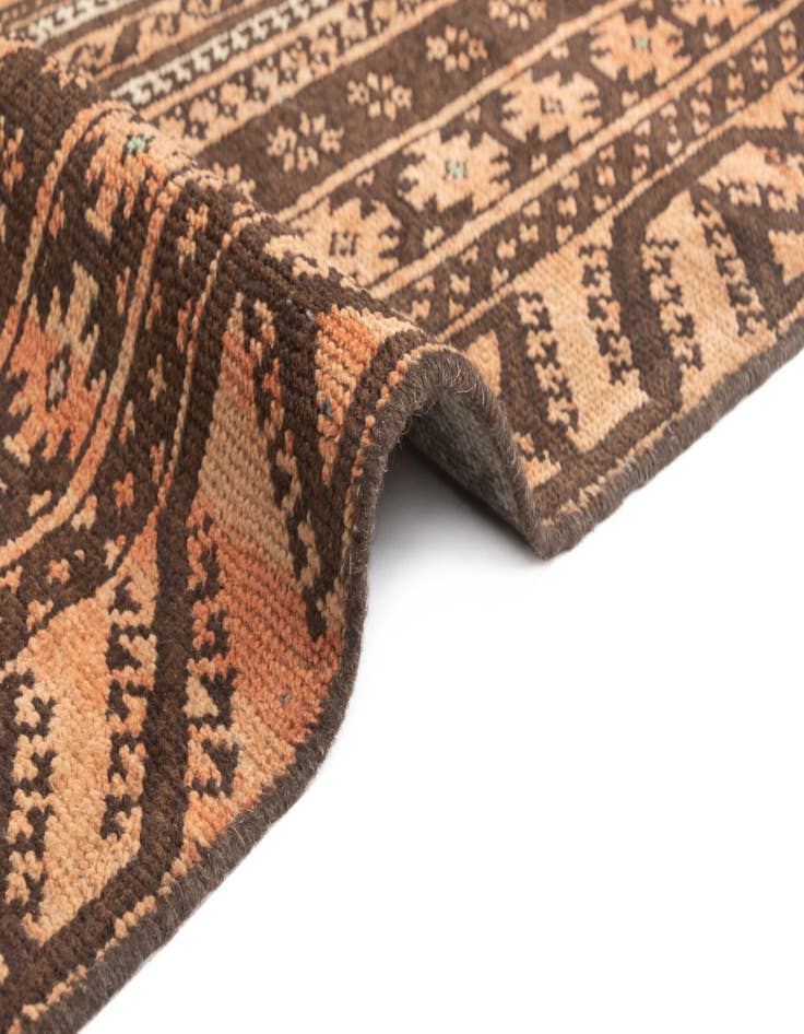 Detail image of  3' 9 x 7' 3 Hamedan Rug