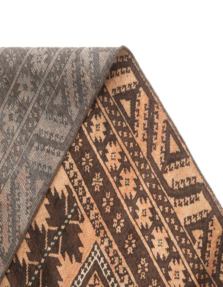 Detail image of  3' 9 x 7' 3 Hamedan Rug