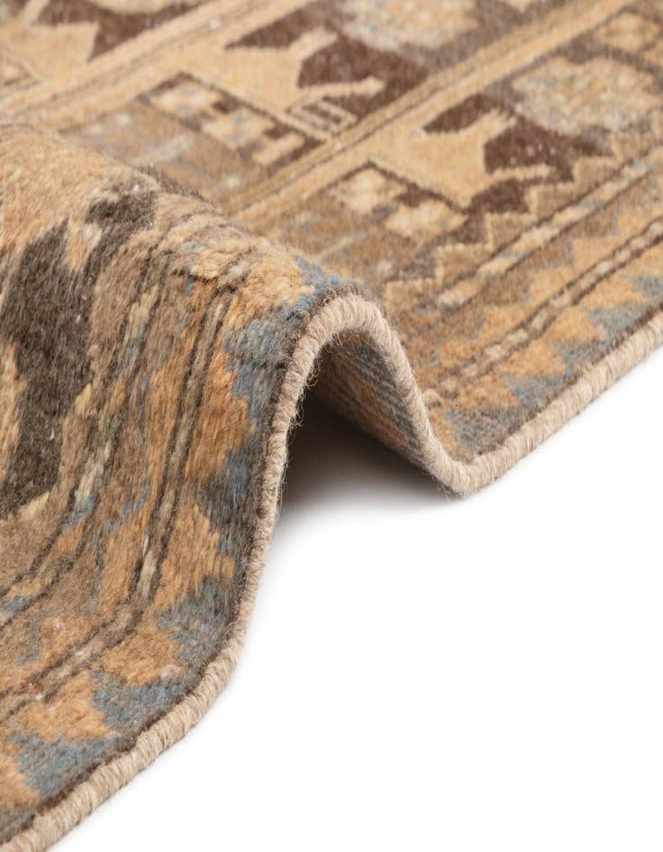 Detail image of  3' 4 x 7' 10 Hamedan Rug