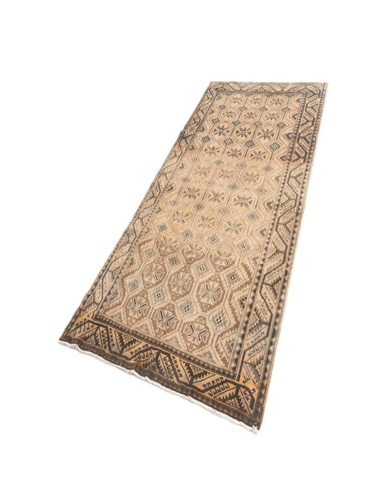 Detail image of  5' 2 x 9' 7 Hamedan Rug