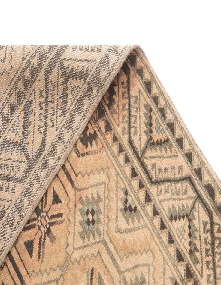 Detail image of  5' 2 x 9' 7 Hamedan Rug