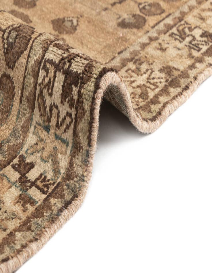 Detail image of  3' 11 x 8' 8 Hamedan Rug