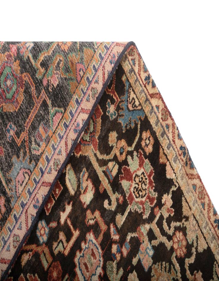 Detail image of  4' 1 x 6' Hamedan Rug