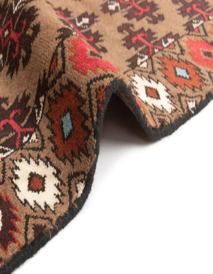 Detail image of  2' 7 x 4' Hamedan Rug