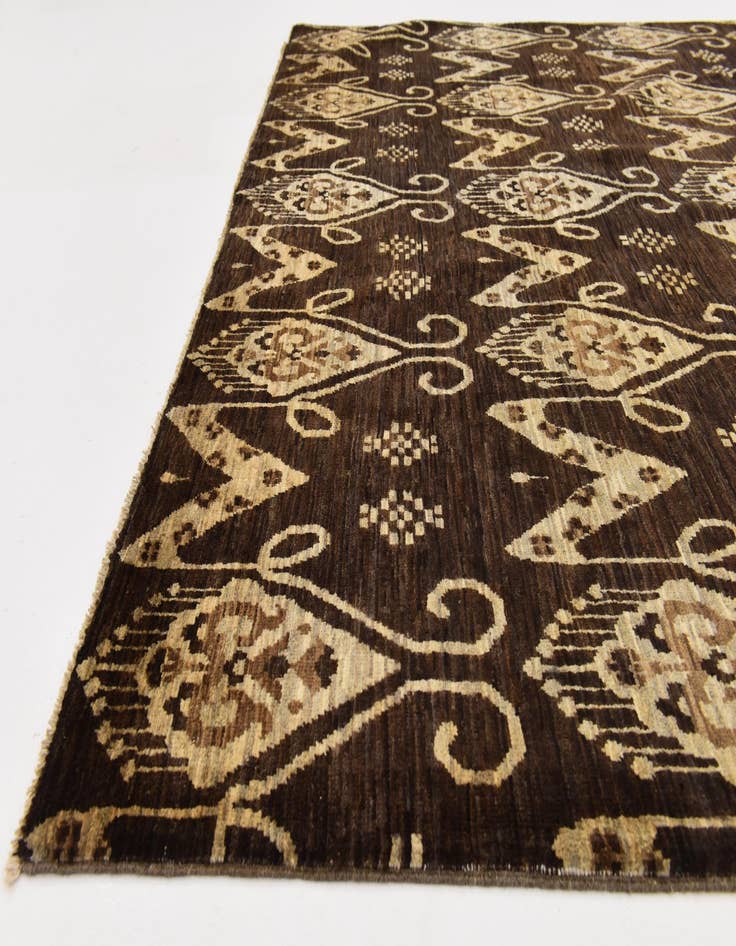 Detail image of  6' 10 x 9' 10  Hand Knotted Ikat Rug