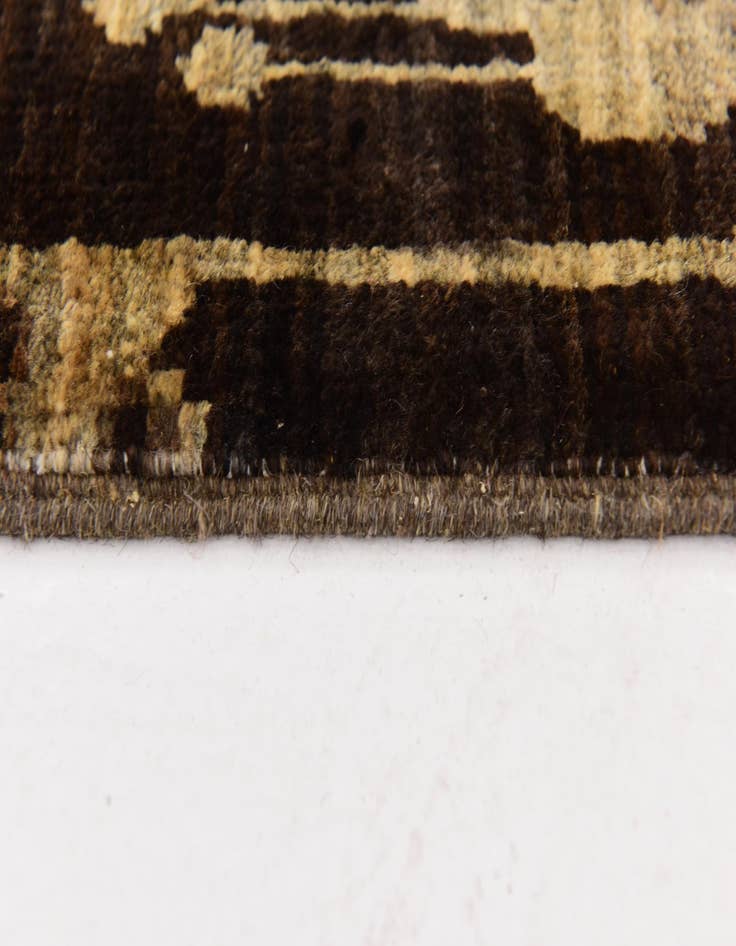 Detail image of  6' 10 x 9' 10  Hand Knotted Ikat Rug