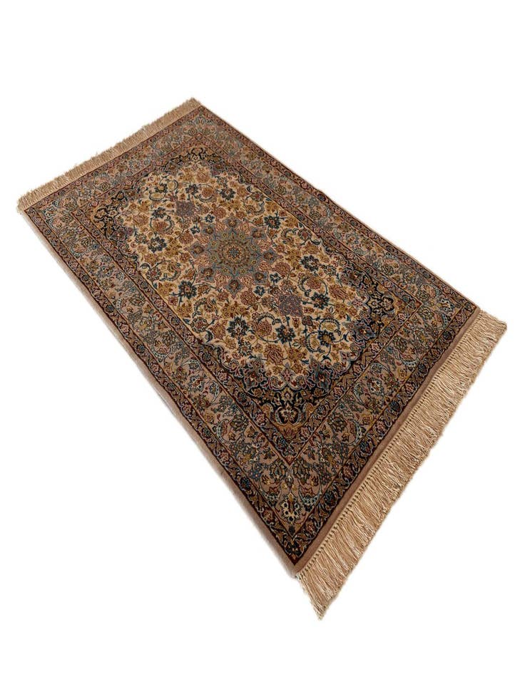 Detail image of  3' 7 x 5' 7 Isfahan Rug