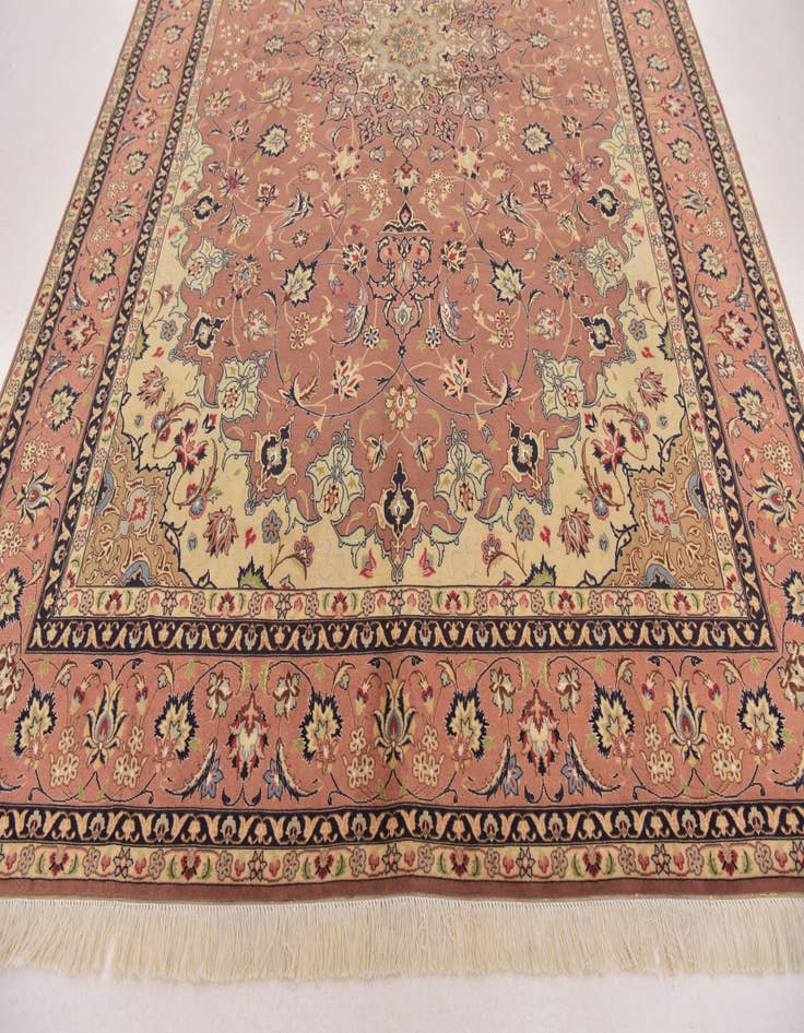 Detail image of  6' 7 x 10'  Hand Knotted Isfahan Persian Rug