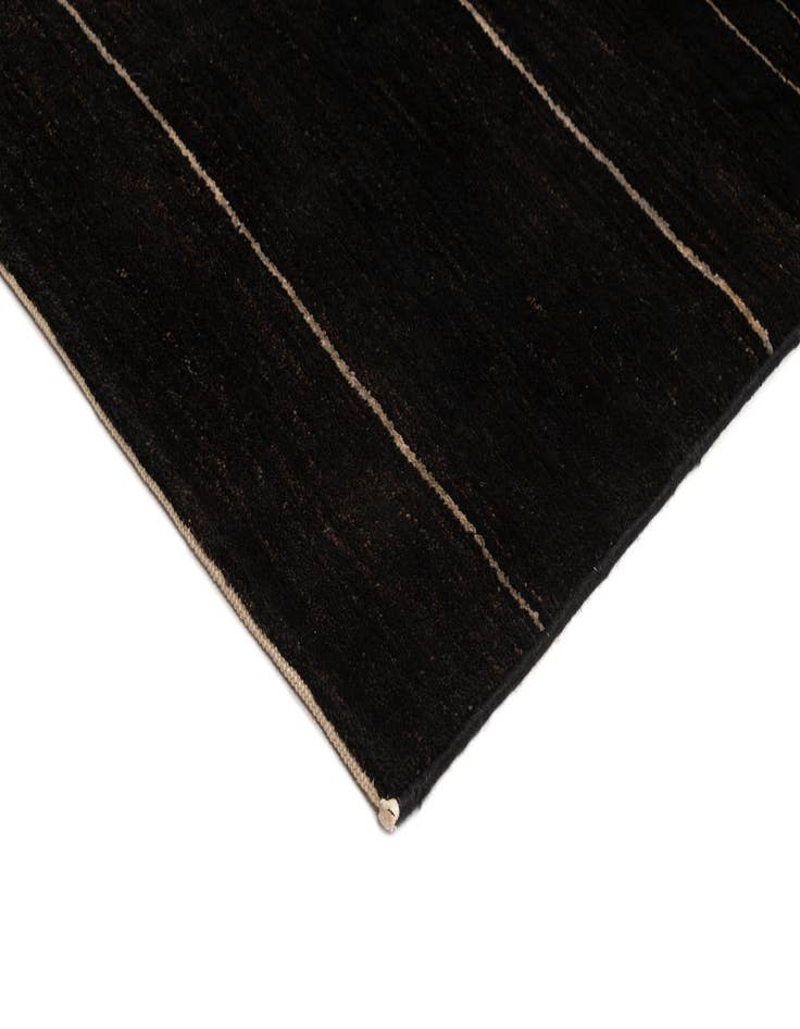 Detail image of  4' 5 x 6' 4 Juma Wool Rug