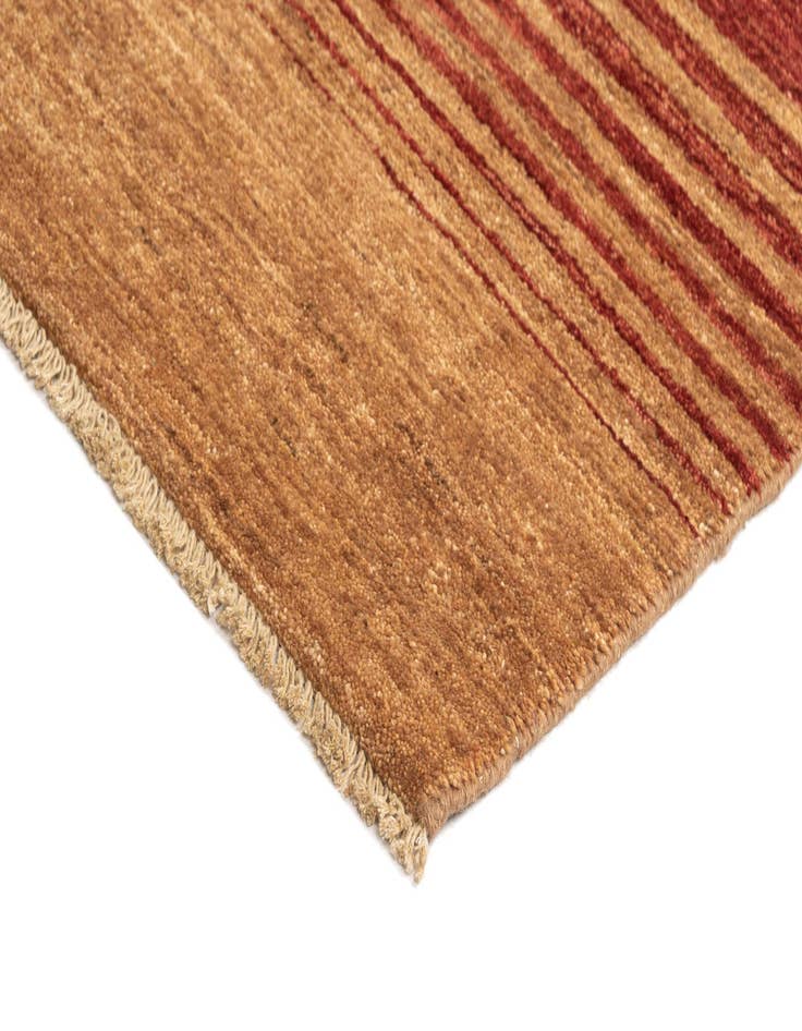 Detail image of  6' 8 x 9' 8 Juma Rug