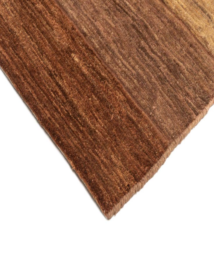 Detail image of  6' 8 x 9' 7 Juma Wool Rug