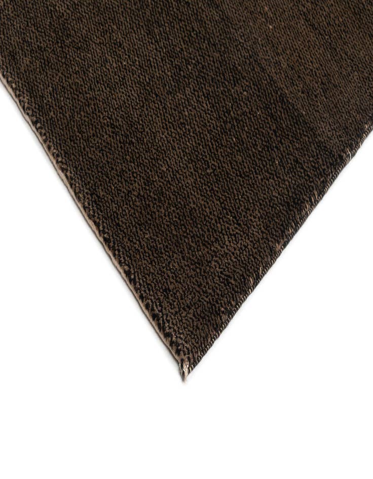 Detail image of  6' 7 x 9' 6 Juma Wool Rug