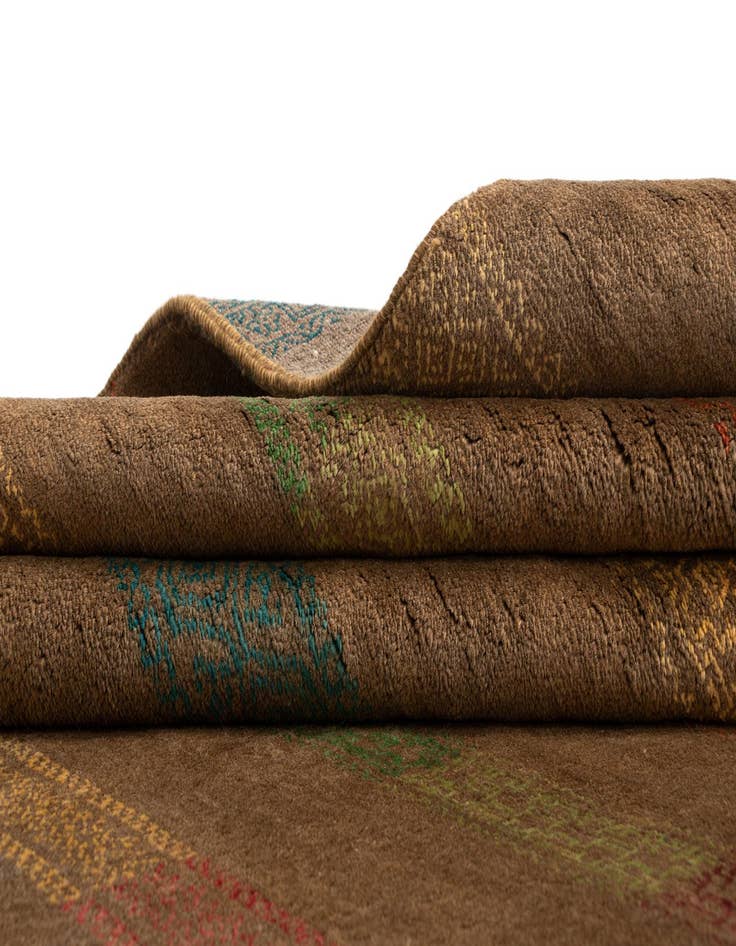 Detail image of  6' 8 x 9' 9 Juma Wool Rug