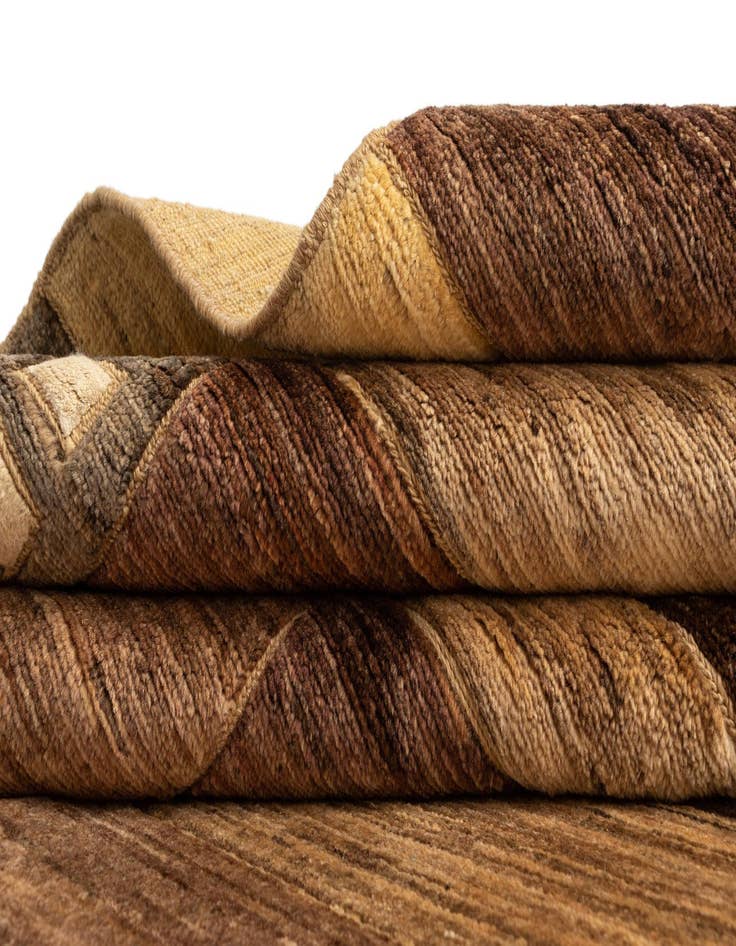 Detail image of  4' 11 x 6' 6 Juma Wool Rug