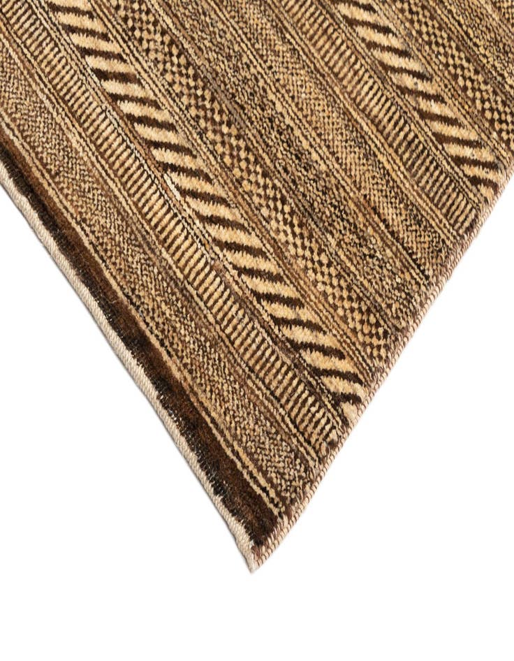 Detail image of  4' 7 x 6' 6 Juma Wool Rug