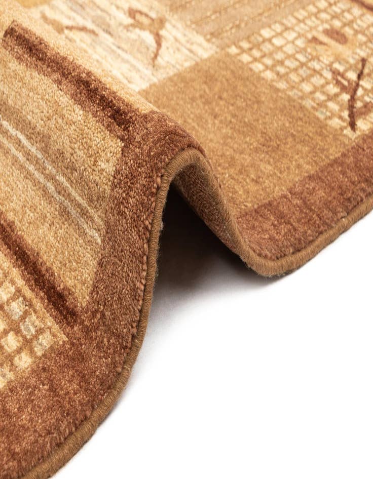 Detail image of  5' 6 x 7' 10 Juma Wool Rug