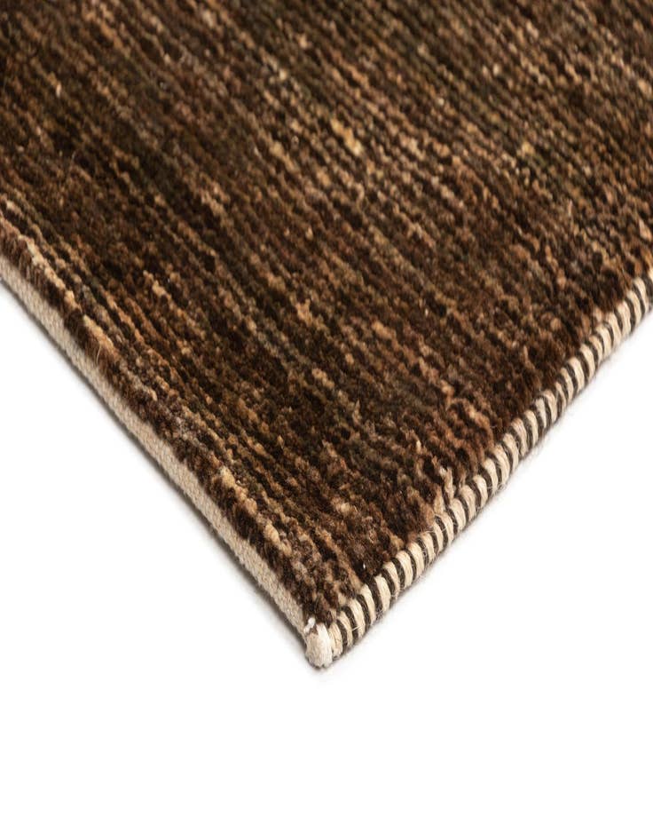 Detail image of  5' 5 x 8' Juma Wool Rug