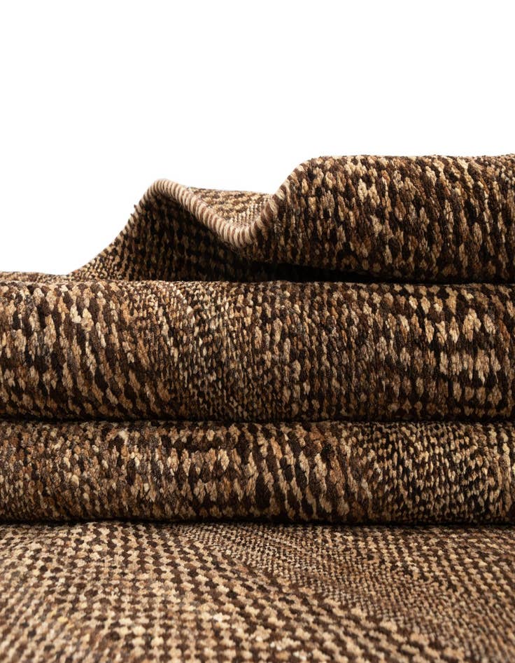 Detail image of  5' 3 x 8' Juma Wool Rug