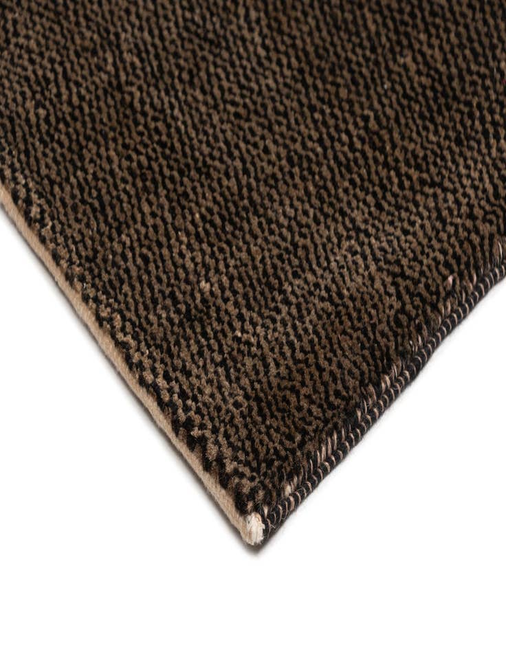 Detail image of  5' 6 x 7' 10 Juma Wool Rug