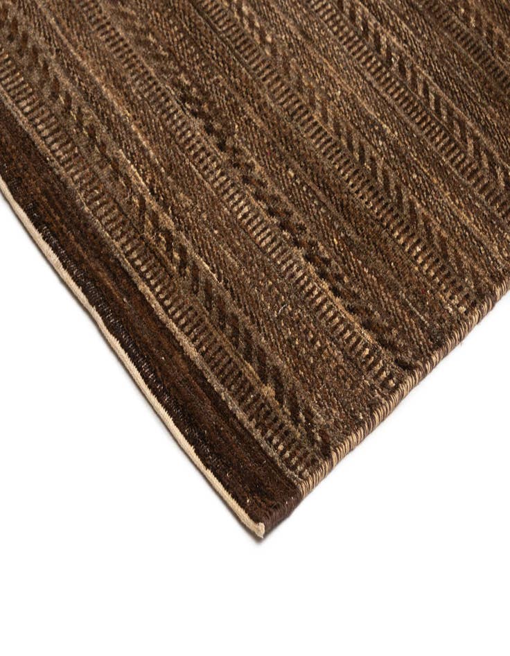 Detail image of  5' 6 x 7' 6 Juma Wool Rug