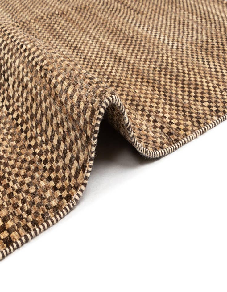 Detail image of  5' 5 x 7' 10 Juma Wool Rug