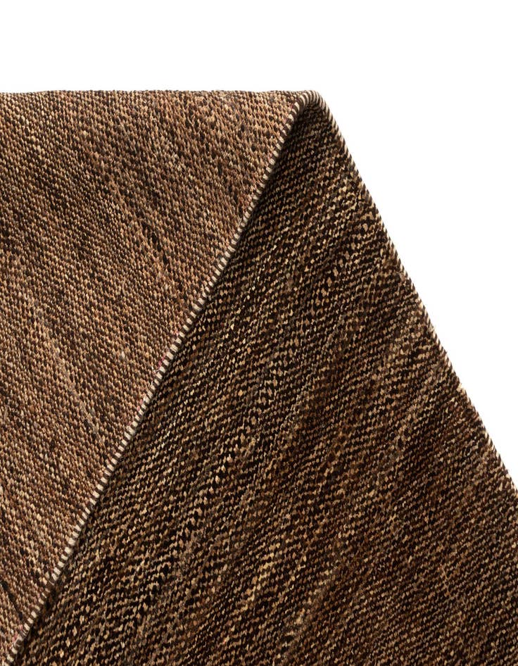 Detail image of  5' 5 x 7' 11 Juma Wool Rug