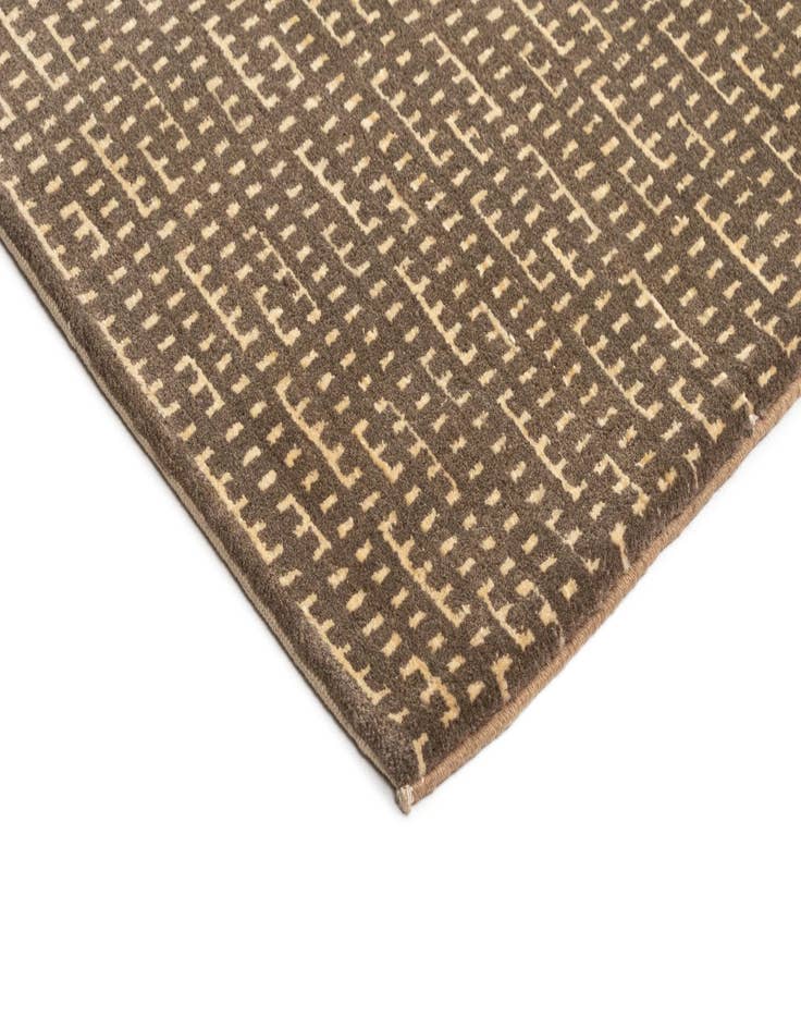 Detail image of  5' 7 x 7' 10 Juma Wool Rug