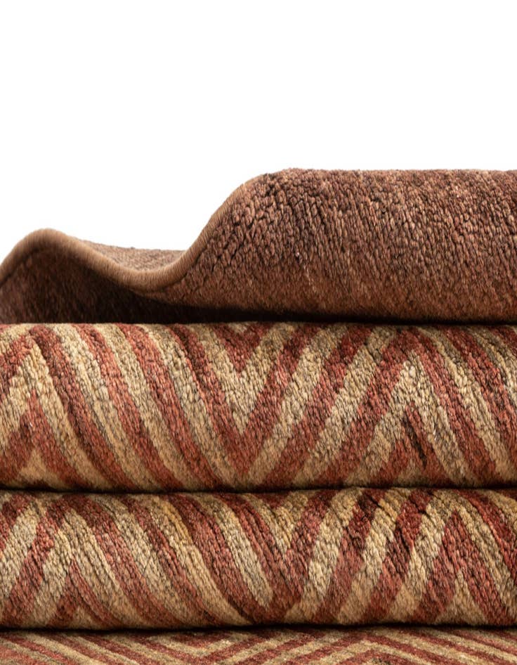 Detail image of  5' 4 x 7' 9 Juma Wool Rug