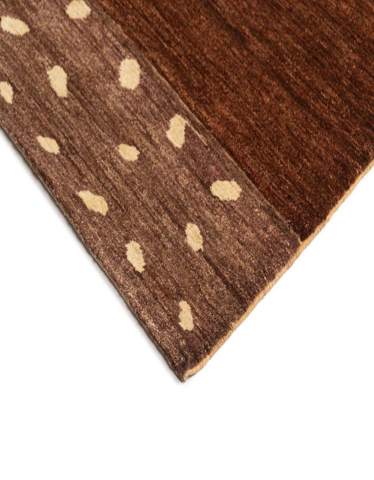 Detail image of  5' 9 x 7' 10 Juma Wool Rug