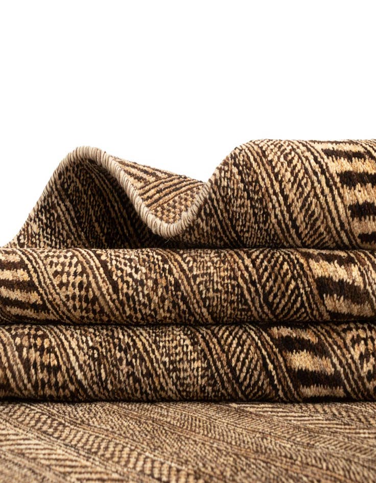 Detail image of  4' 6 x 6' 7 Juma Wool Rug