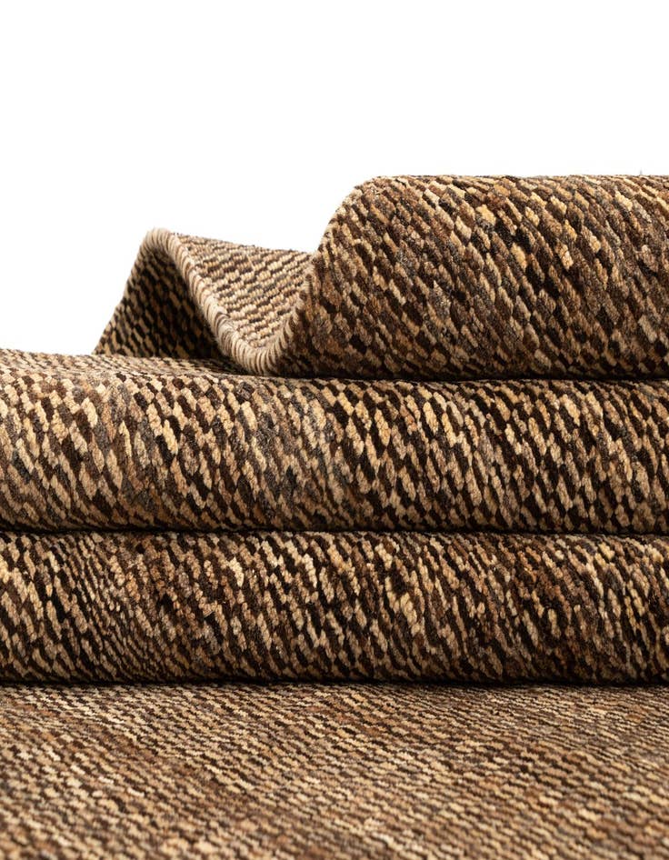 Detail image of  4' 10 x 6' 8 Juma Wool Rug