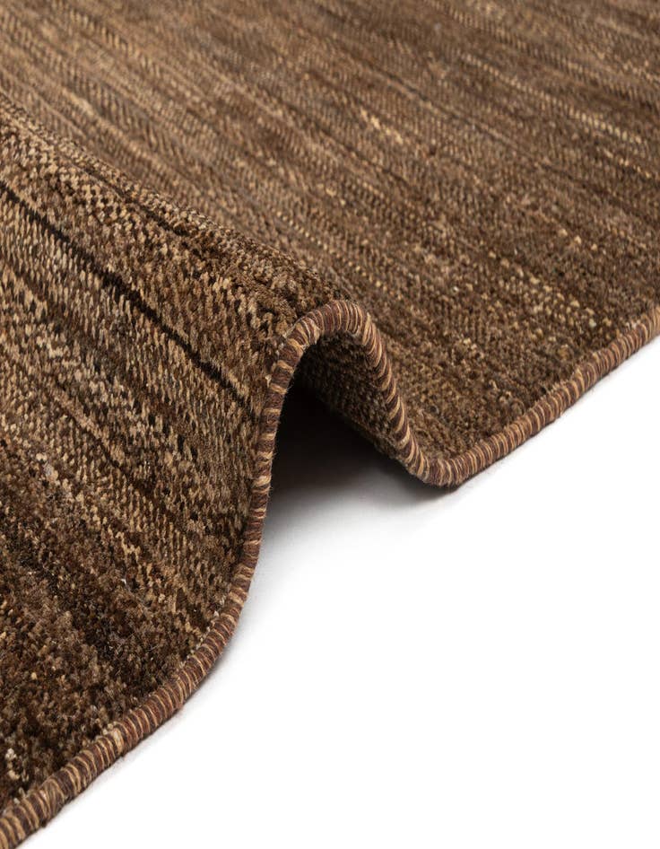 Detail image of  5' x 6' 9 Juma Wool Rug